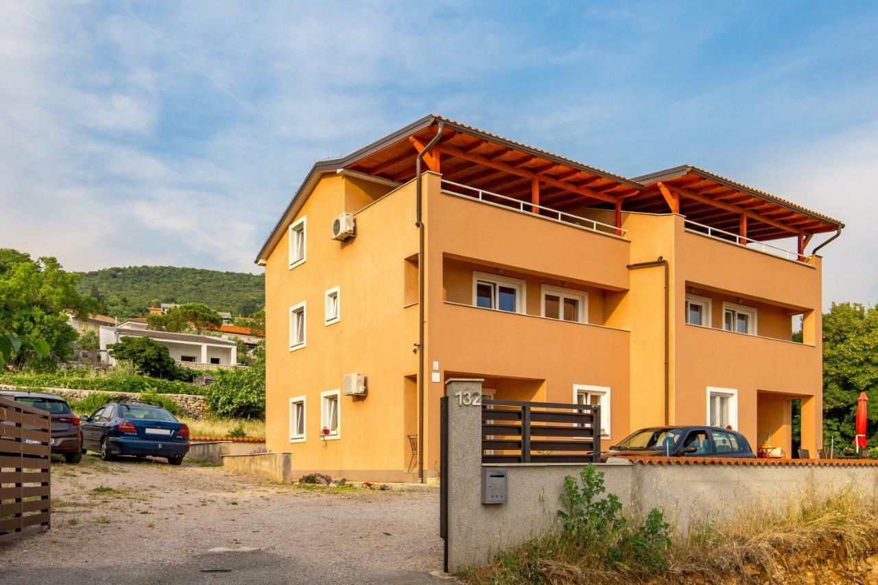 Apartmán Julija Dramalj Exteriér fotografie